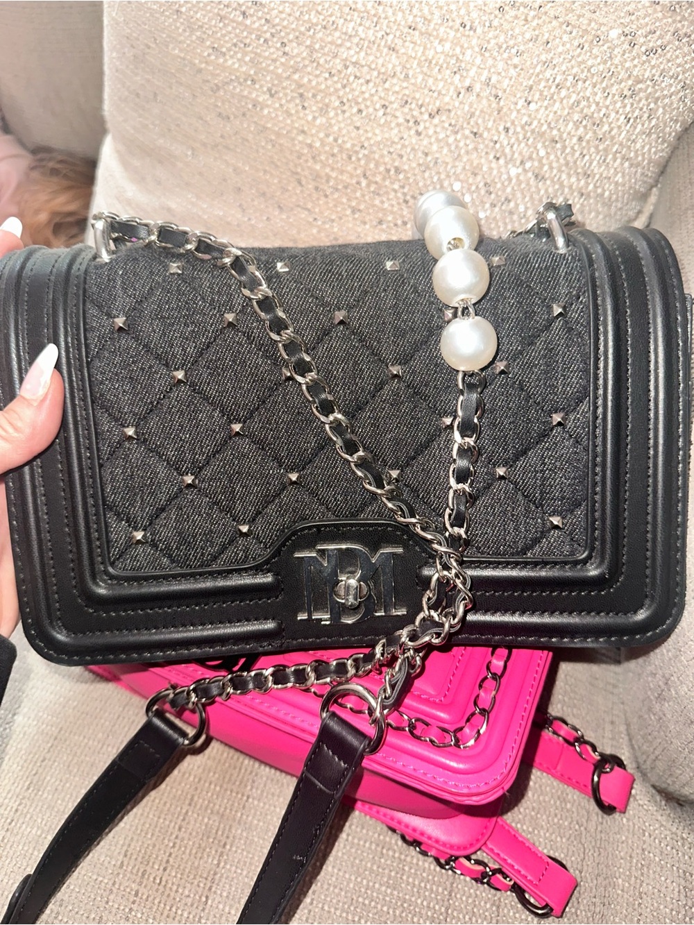 Black Quilted Chain Shoulder Bag with Pearl Accent